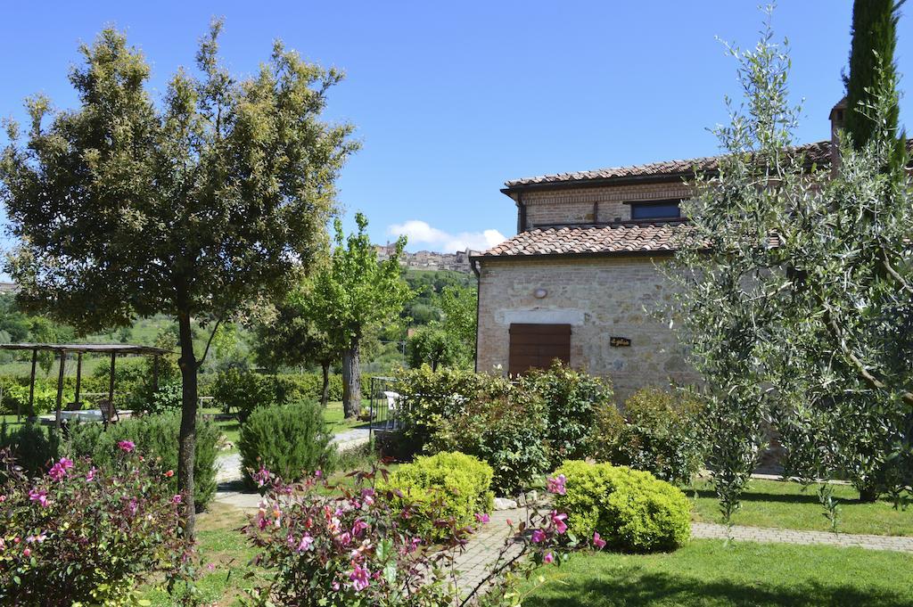 Il Palazzo Dei Diavoli Villa Montepulciano Stazione Habitación foto