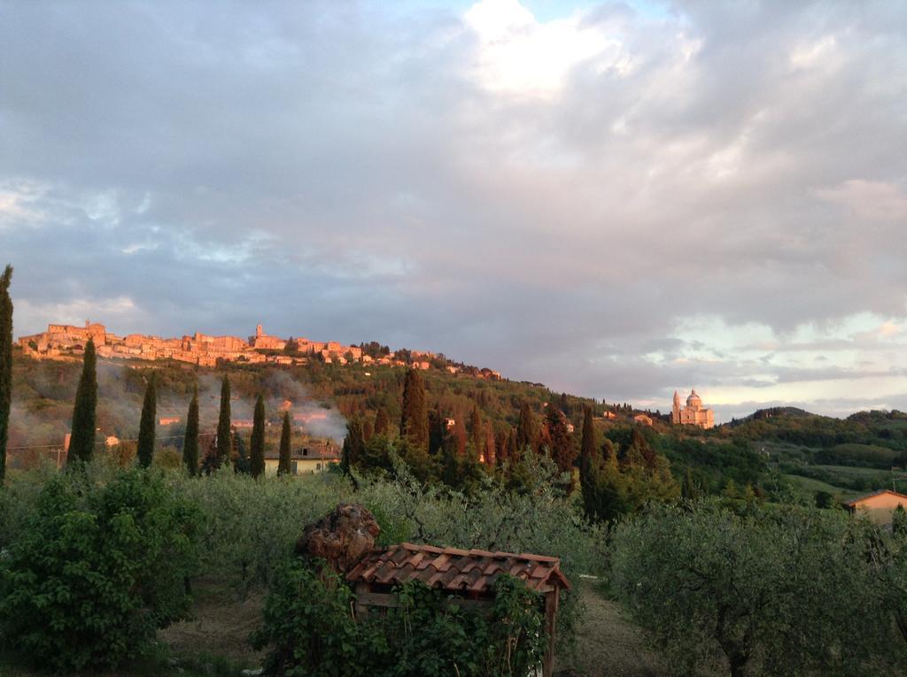 Il Palazzo Dei Diavoli Villa Montepulciano Stazione Exterior foto