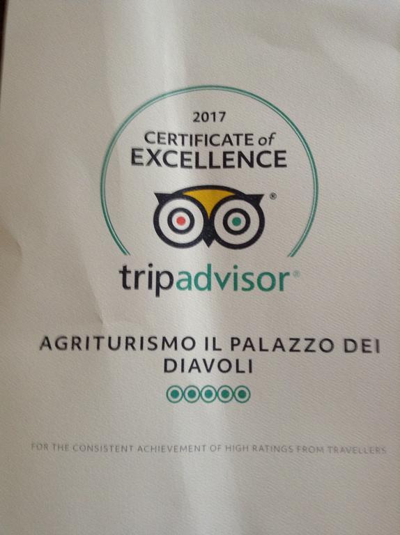 Il Palazzo Dei Diavoli Villa Montepulciano Stazione Exterior foto